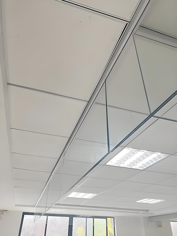 安宁玻璃安宁挡烟垂壁