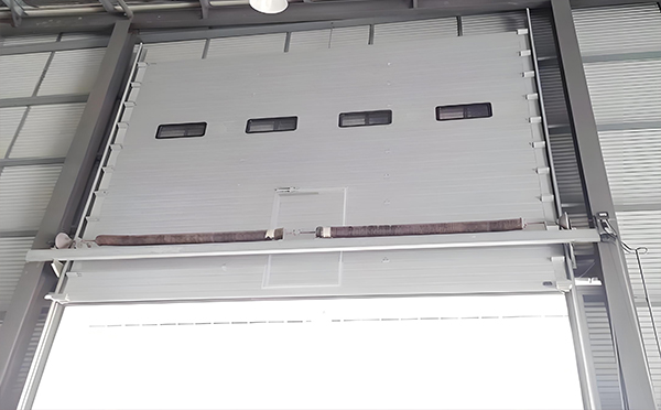 安宁工业滑升门